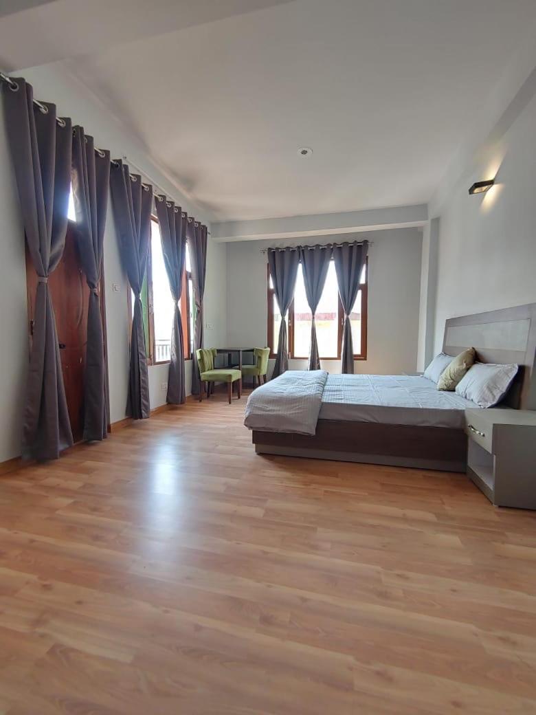 Ferienwohnung Lha Pomo Kyelang Exterior foto